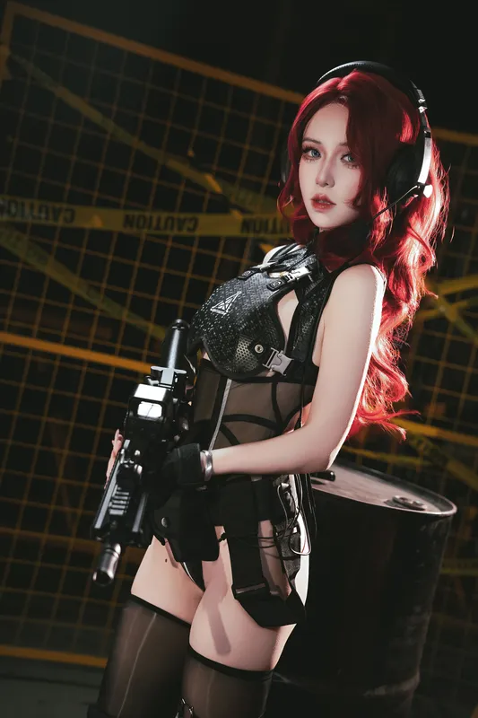 明日方舟 史尔特尔·得体社战术风 - 双木扶苏